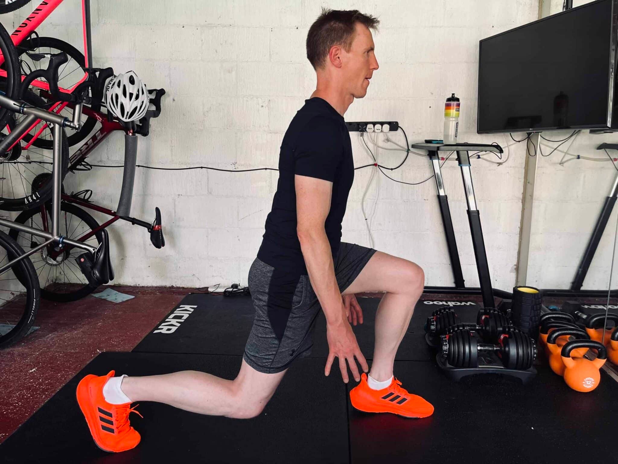 cycling doing step 4 of lunges